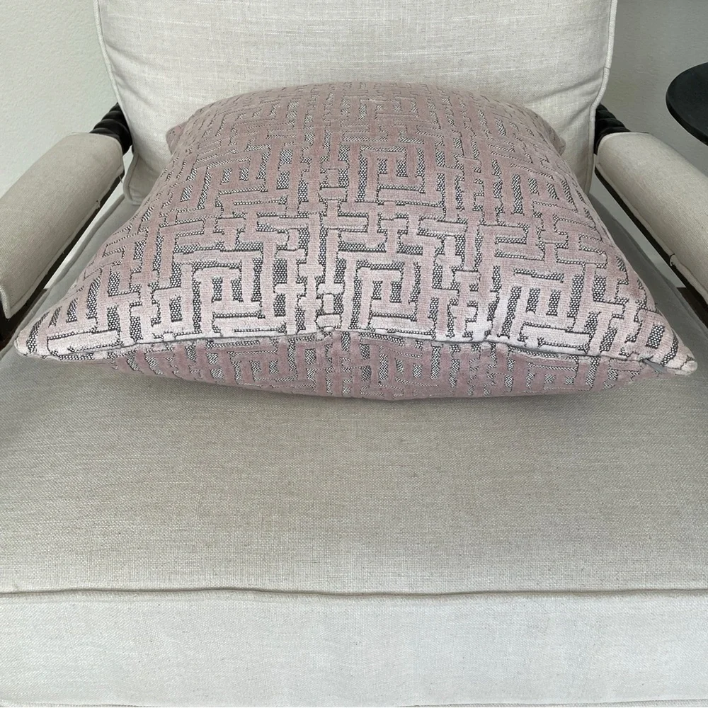 West Elm Allover Crosshatch Jacquard Velvet Pillow with Down Insert 20x20” Pink